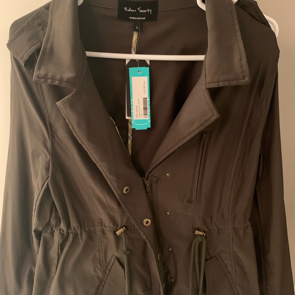 Women’s Army Green Jacket/Blazer - Picture 4 of 6